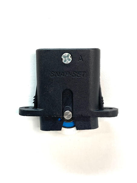 Fly screen replacement roller and carriage