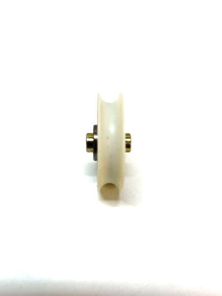 3 - 4143 Premium heavy duty corrosion resistant nylon grooved roller  Diameter: 32mm Axle: 6.4mm