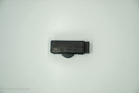 M - 5110 Plastic window carriage with nylon grooved roller